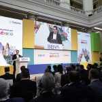 Josefina Rodríguez Zamora, secretaria de Turismo de México, durante su participación en el Foro Turismo e Inversión en Madrid junto a directivos de BBVA México